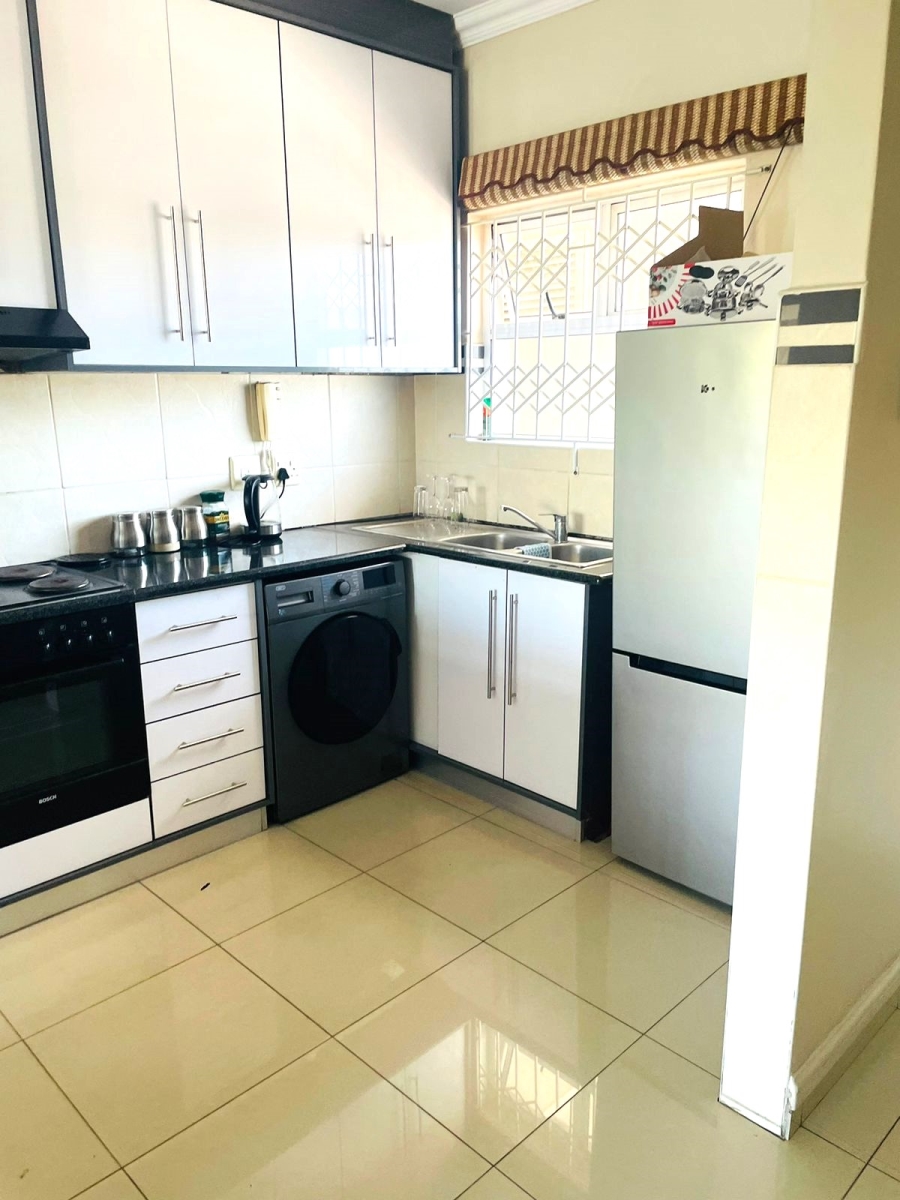 To Let 2 Bedroom Property for Rent in New Town Centre KwaZulu-Natal