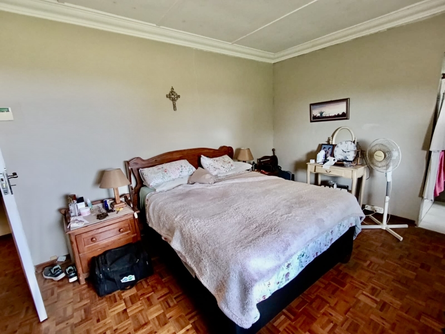 To Let 3 Bedroom Property for Rent in Westbrook KwaZulu-Natal