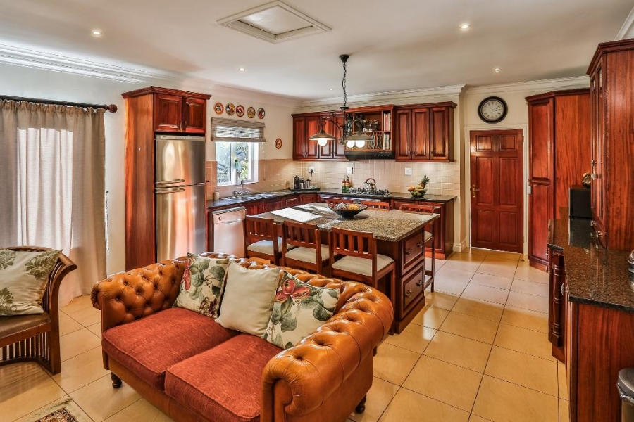 6 Bedroom Property for Sale in Sheffield Beach KwaZulu-Natal