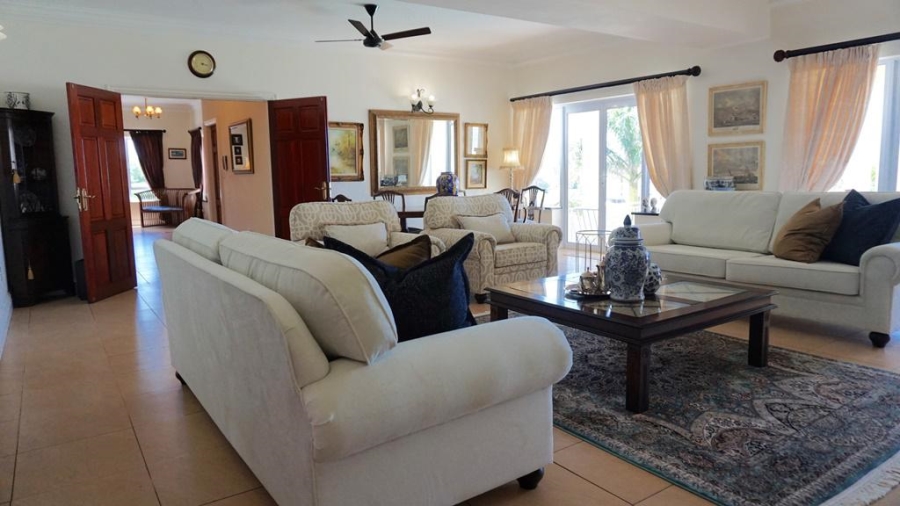 6 Bedroom Property for Sale in Sheffield Beach KwaZulu-Natal