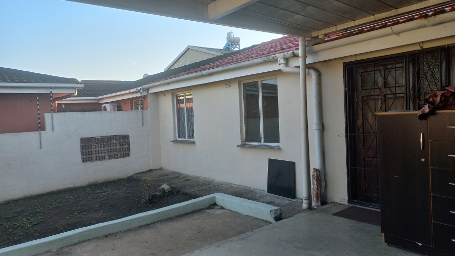 To Let 3 Bedroom Property for Rent in Buffelsdale KwaZulu-Natal