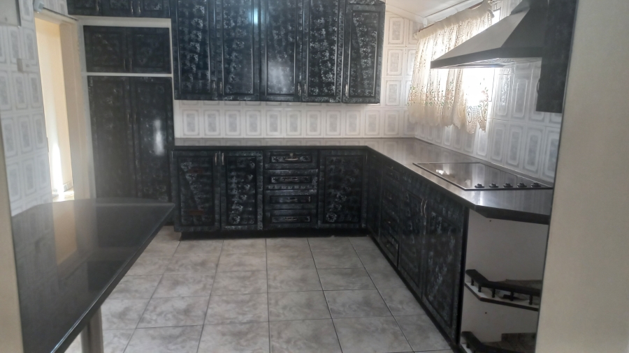 To Let 3 Bedroom Property for Rent in Buffelsdale KwaZulu-Natal