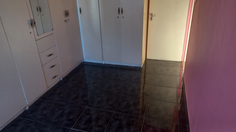 To Let 3 Bedroom Property for Rent in Buffelsdale KwaZulu-Natal