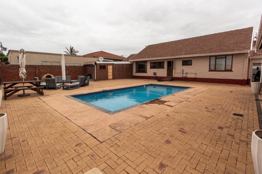 4 Bedroom Property for Sale in Ocean View KwaZulu-Natal