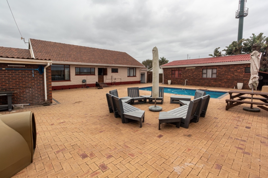 4 Bedroom Property for Sale in Ocean View KwaZulu-Natal