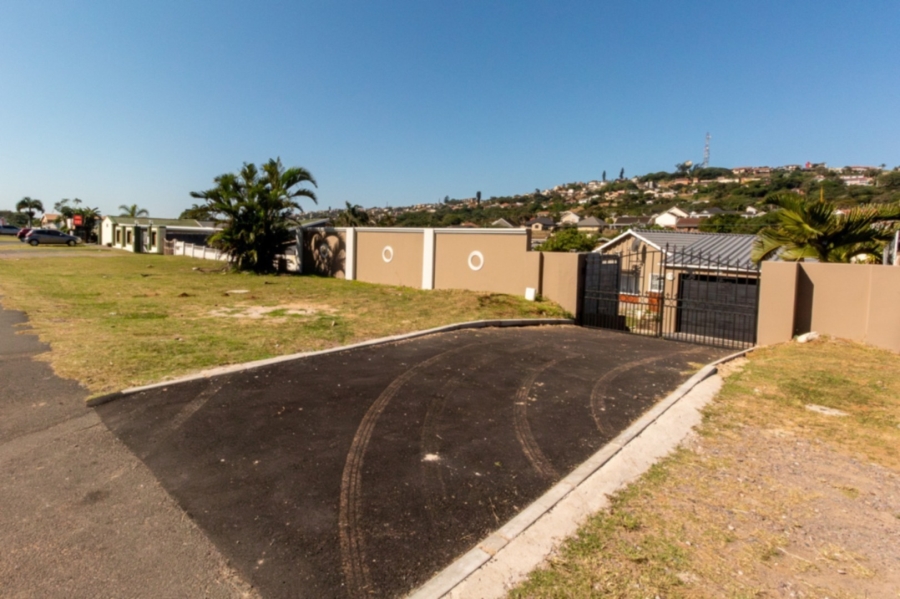 To Let 3 Bedroom Property for Rent in Brighton Beach KwaZulu-Natal