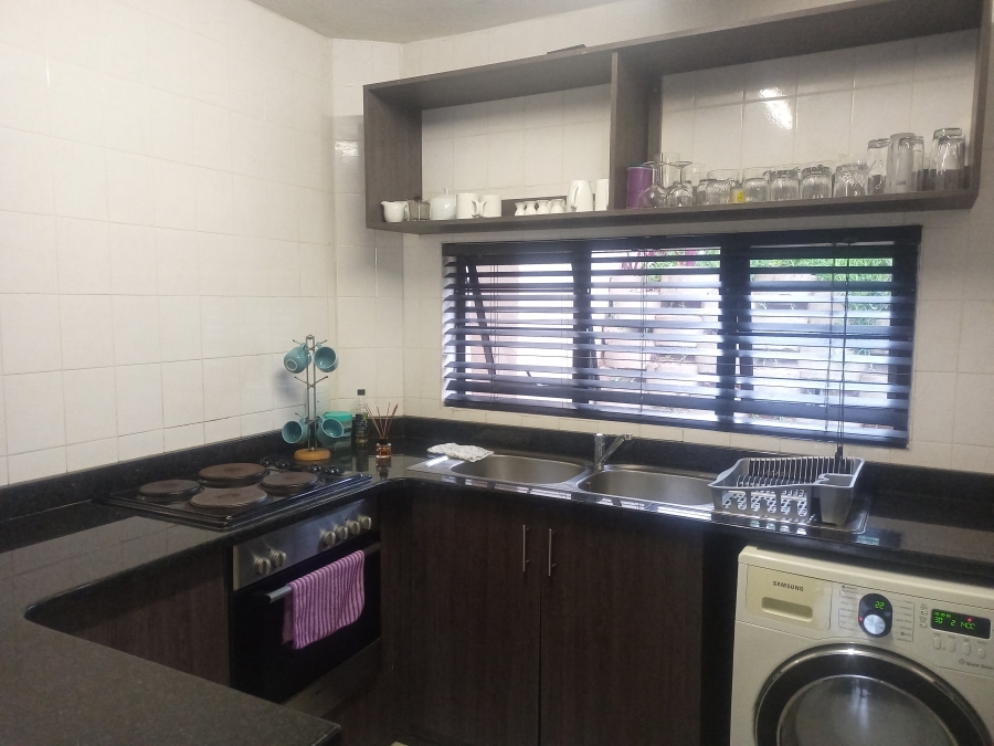 To Let 1 Bedroom Property for Rent in Umhlanga KwaZulu-Natal