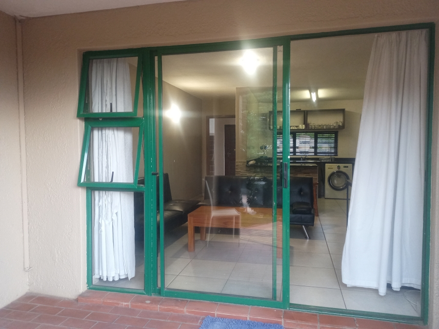 To Let 1 Bedroom Property for Rent in Umhlanga KwaZulu-Natal