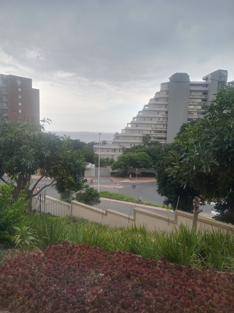 To Let 1 Bedroom Property for Rent in Umhlanga KwaZulu-Natal