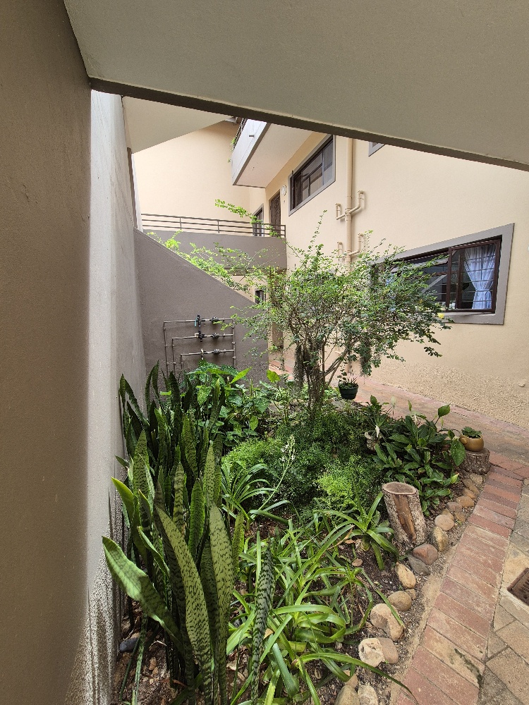 4 Bedroom Property for Sale in St Michaels On Sea KwaZulu-Natal