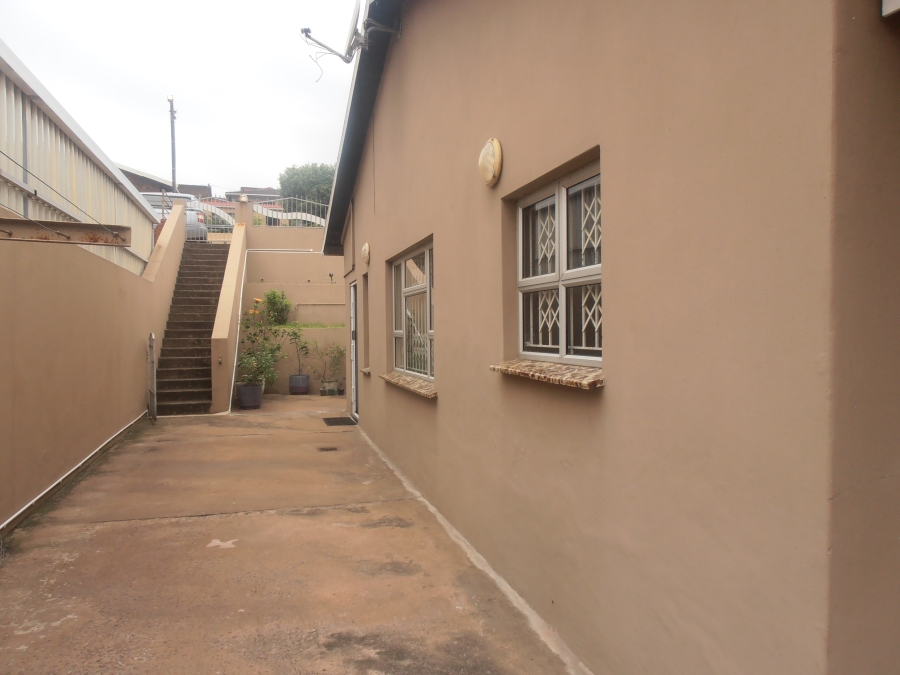 To Let 3 Bedroom Property for Rent in Merewent KwaZulu-Natal