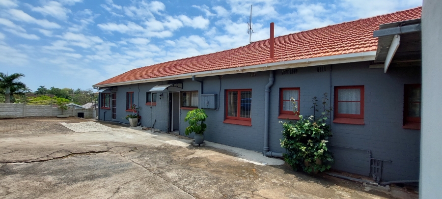 4 Bedroom Property for Sale in Manaba Beach KwaZulu-Natal