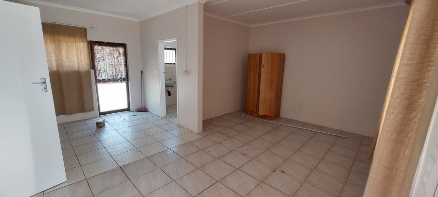 4 Bedroom Property for Sale in Manaba Beach KwaZulu-Natal