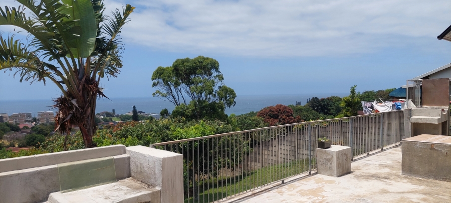 4 Bedroom Property for Sale in Manaba Beach KwaZulu-Natal