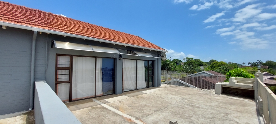 4 Bedroom Property for Sale in Manaba Beach KwaZulu-Natal