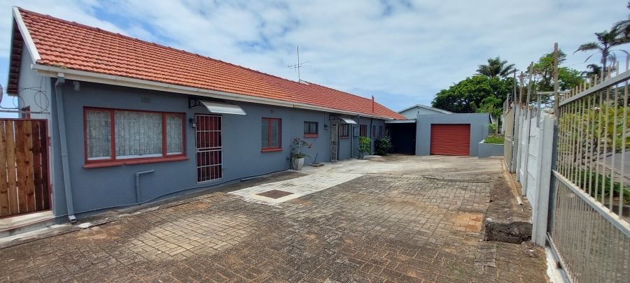 4 Bedroom Property for Sale in Manaba Beach KwaZulu-Natal