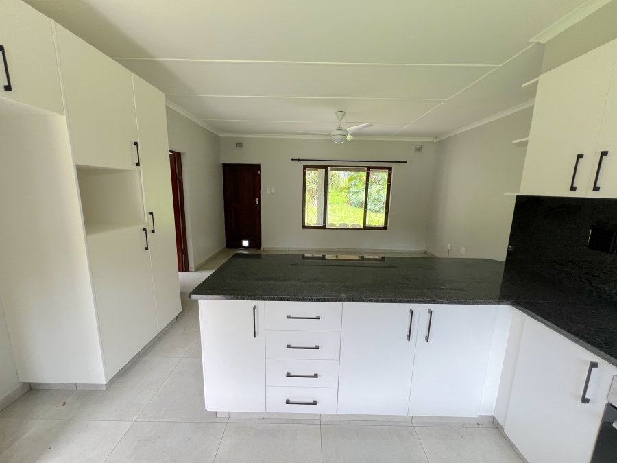 To Let 3 Bedroom Property for Rent in Shelly Beach KwaZulu-Natal