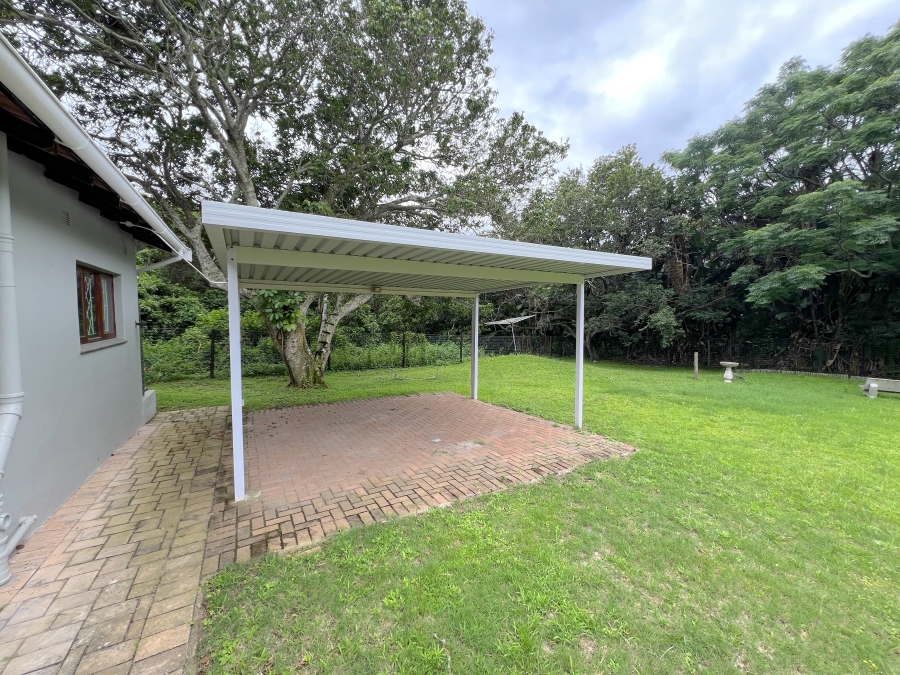 To Let 3 Bedroom Property for Rent in Shelly Beach KwaZulu-Natal