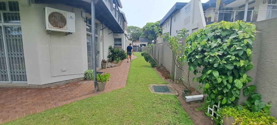 4 Bedroom Property for Sale in Meer En See KwaZulu-Natal