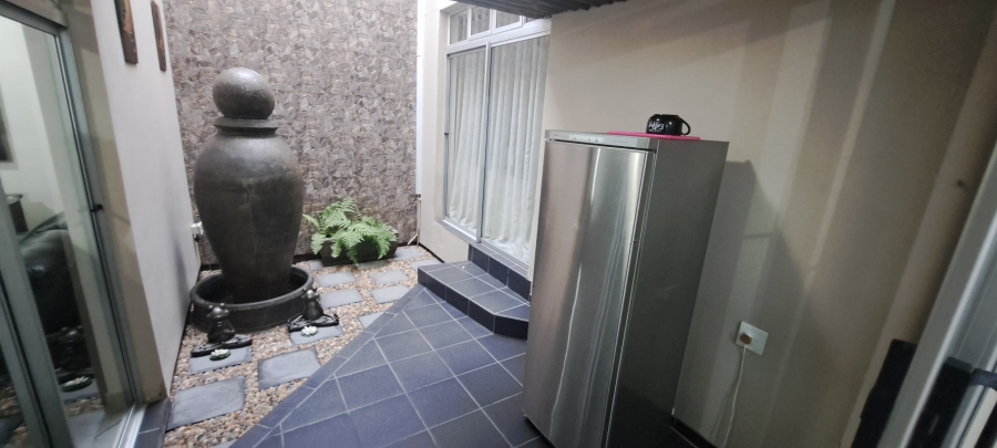 4 Bedroom Property for Sale in Meer En See KwaZulu-Natal