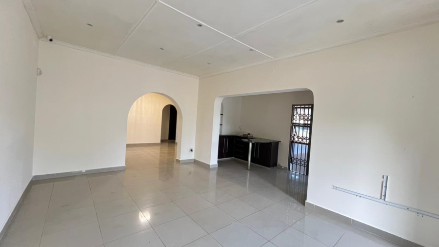 4 Bedroom Property for Sale in Oslo Beach KwaZulu-Natal