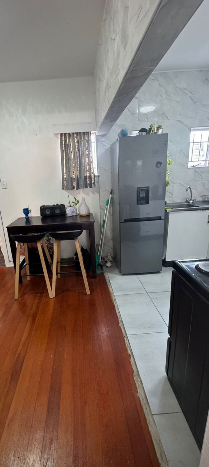 1 Bedroom Property for Sale in Glenwood KwaZulu-Natal