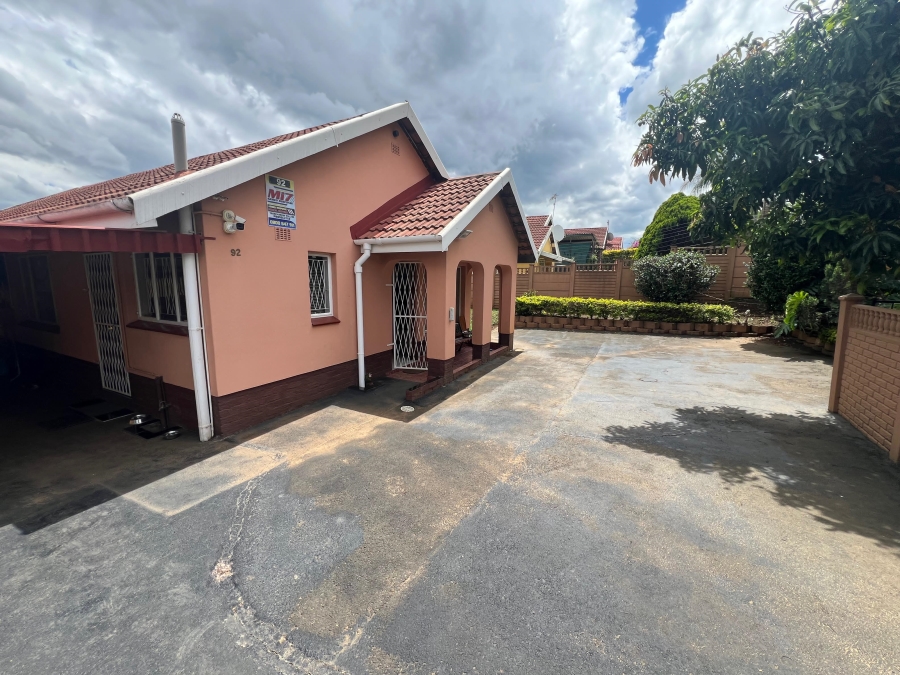 4 Bedroom Property for Sale in Orient Heights KwaZulu-Natal