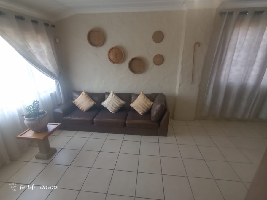 4 Bedroom Property for Sale in Northdene KwaZulu-Natal