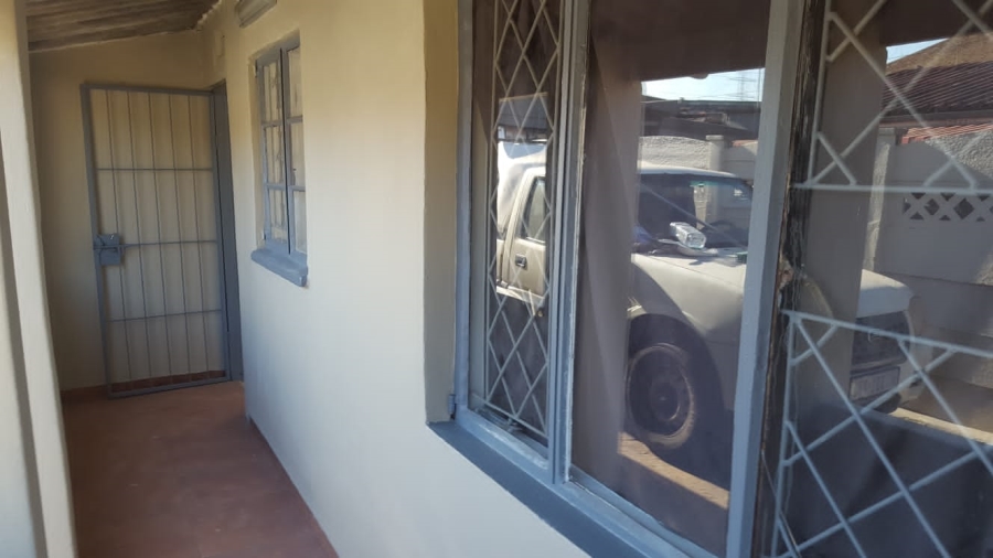 To Let 2 Bedroom Property for Rent in Bluff KwaZulu-Natal