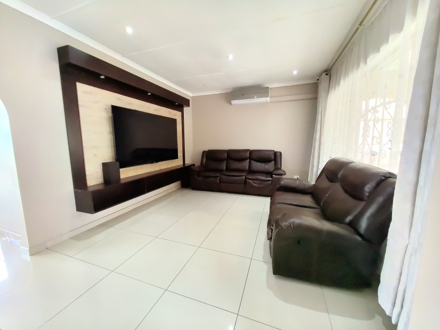 3 Bedroom Property for Sale in Newlands East KwaZulu-Natal