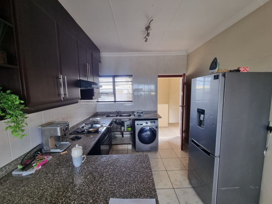 2 Bedroom Property for Sale in Manaba Beach KwaZulu-Natal