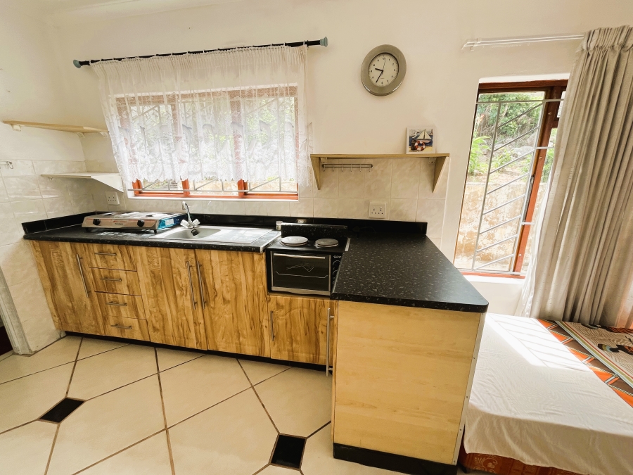 To Let 1 Bedroom Property for Rent in Shelly Beach KwaZulu-Natal