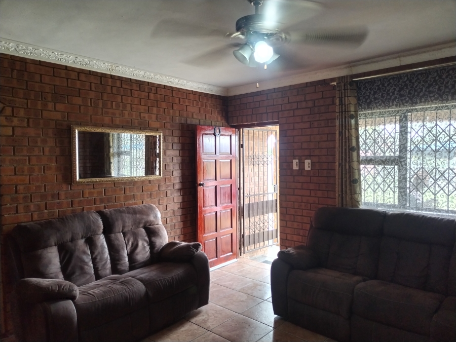 3 Bedroom Property for Sale in Hazelwood KwaZulu-Natal