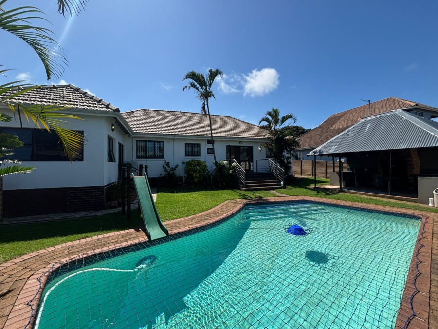 To Let 4 Bedroom Property for Rent in Durban North KwaZulu-Natal