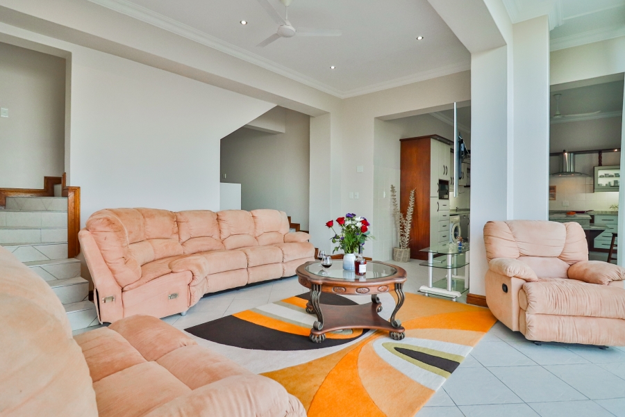 7 Bedroom Property for Sale in Zinkwazi Beach KwaZulu-Natal