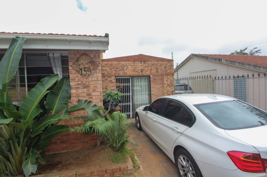 3 Bedroom Property for Sale in Brighton Beach KwaZulu-Natal