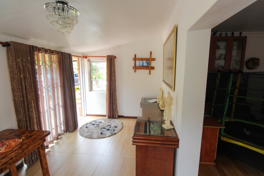 3 Bedroom Property for Sale in Brighton Beach KwaZulu-Natal