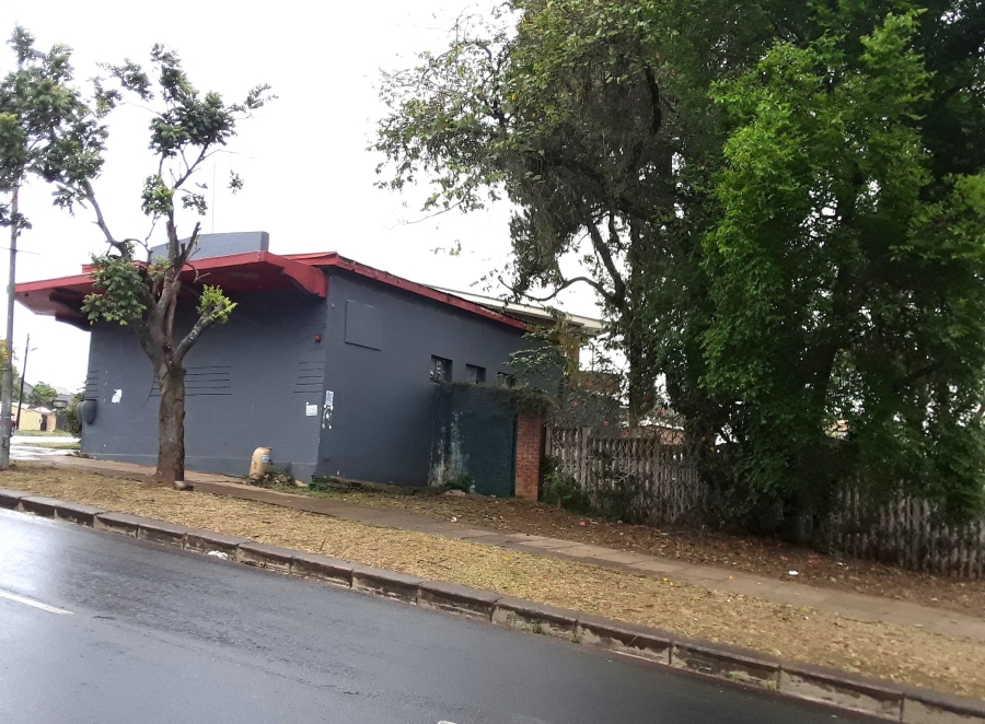 Commercial Property for Sale in Scottsville KwaZulu-Natal