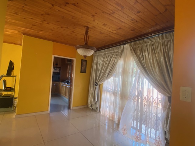 4 Bedroom Property for Sale in Esikhawini KwaZulu-Natal