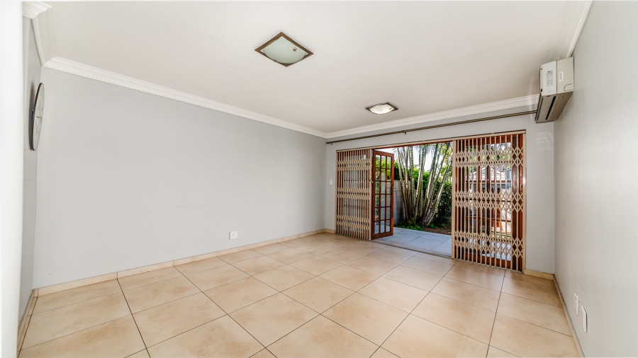 2 Bedroom Property for Sale in Umhlanga KwaZulu-Natal