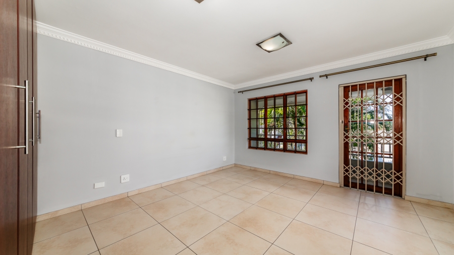 2 Bedroom Property for Sale in Umhlanga KwaZulu-Natal