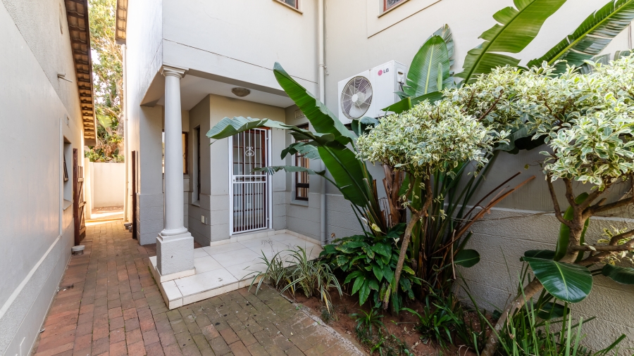 2 Bedroom Property for Sale in Umhlanga KwaZulu-Natal