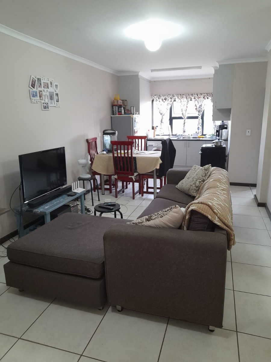 2 Bedroom Property for Sale in Waterways KwaZulu-Natal