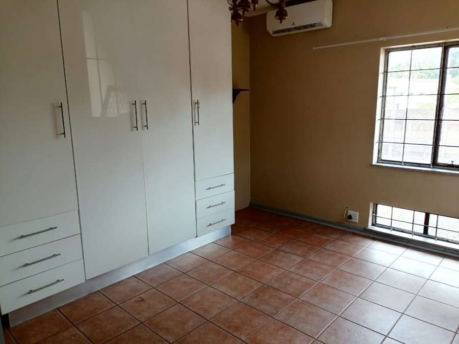 4 Bedroom Property for Sale in Meer En See KwaZulu-Natal