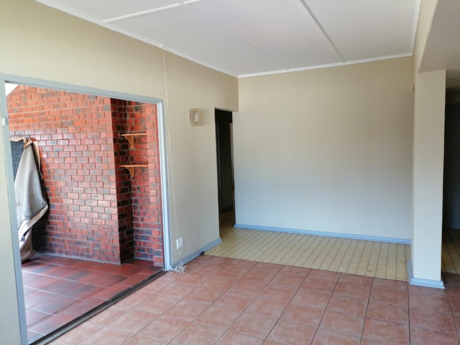 4 Bedroom Property for Sale in Meer En See KwaZulu-Natal