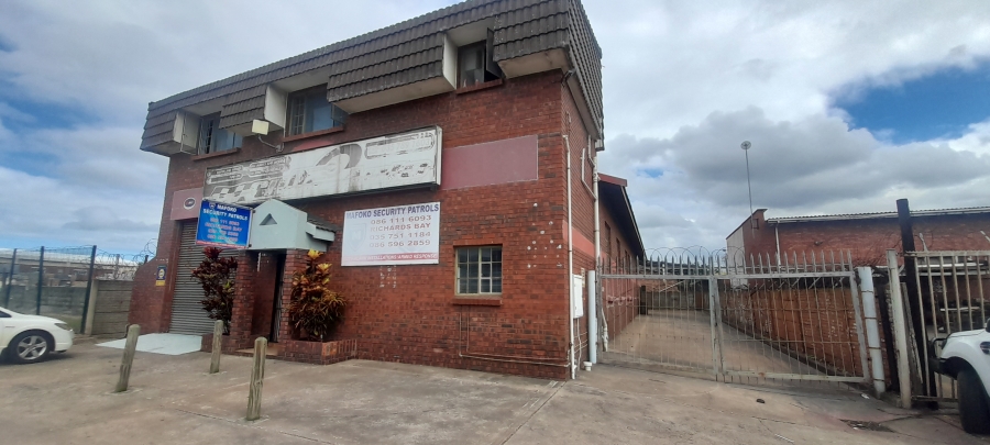 To Let commercial Property for Rent in Richards Bay KwaZulu-Natal