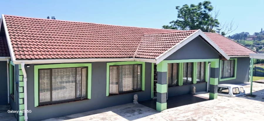 4 Bedroom Property for Sale in Regency Park KwaZulu-Natal