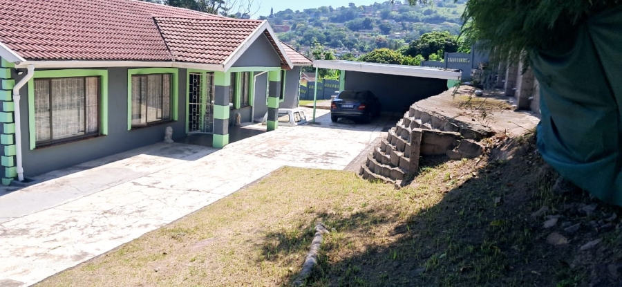 4 Bedroom Property for Sale in Regency Park KwaZulu-Natal