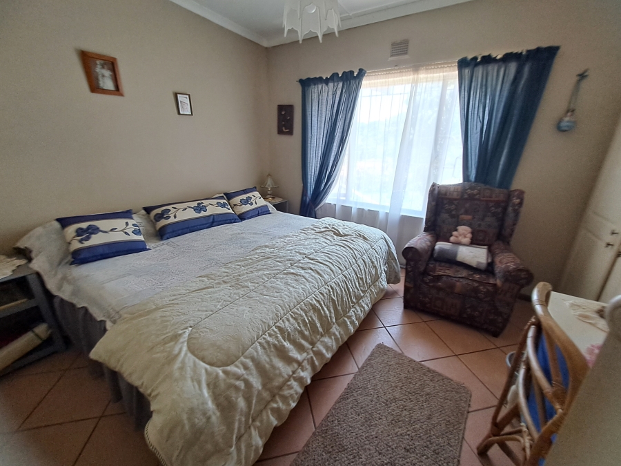 3 Bedroom Property for Sale in Lawrence Rocks KwaZulu-Natal