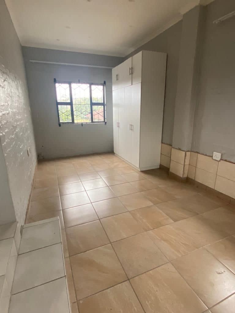 To Let 1 Bedroom Property for Rent in Bluff KwaZulu-Natal